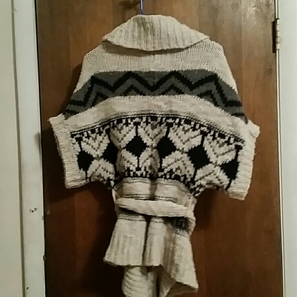 Sweater - Picture 3 of 3